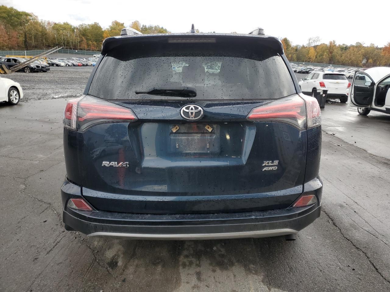2017 TOYOTA RAV4