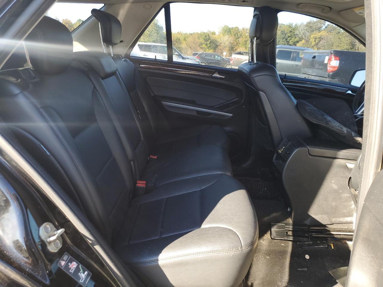 2011 MERCEDES-BENZ ML-Class