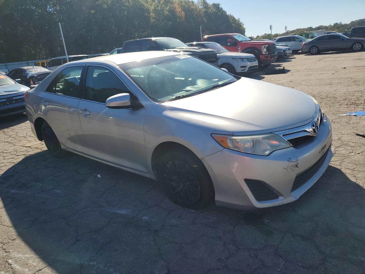 2014 TOYOTA CAMRY