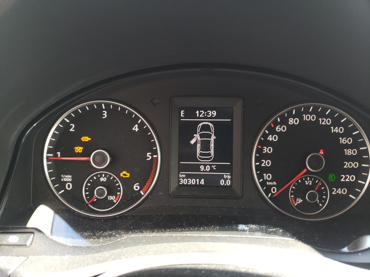 2010 VOLKSWAGEN JETTA