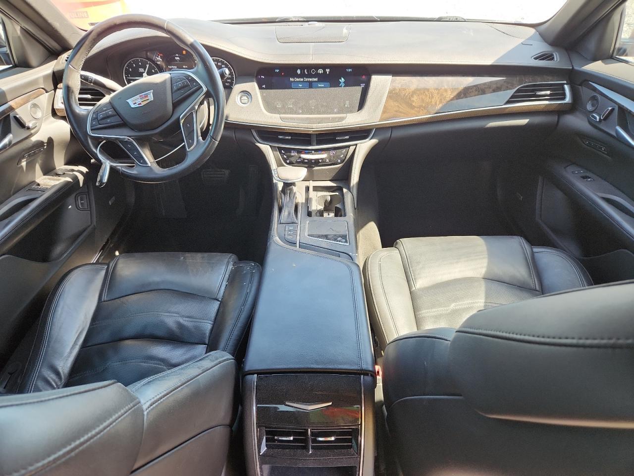 2017 CADILLAC CT6