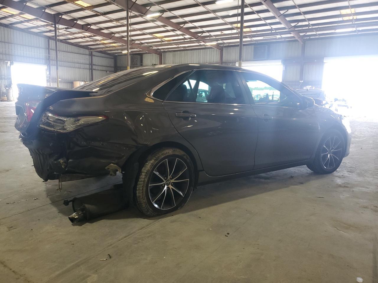 2017 TOYOTA CAMRY