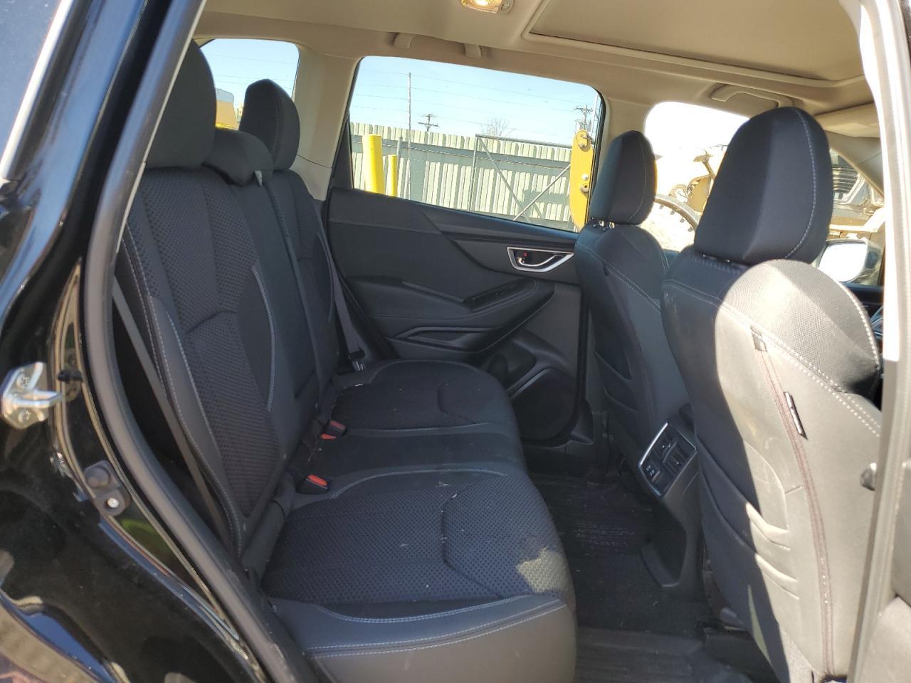 2021 SUBARU FORESTER