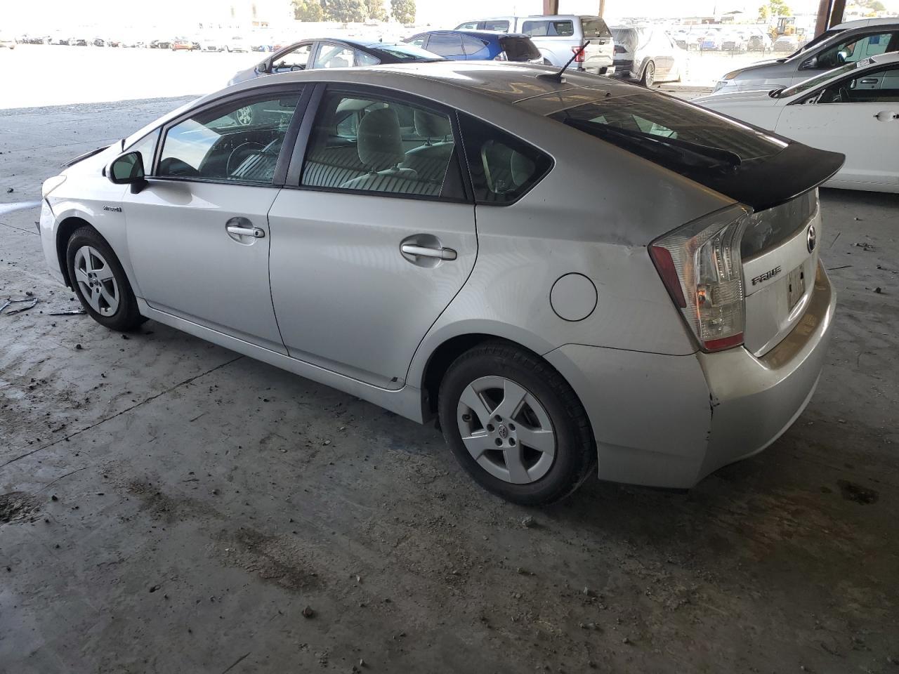 2011 TOYOTA PRIUS
