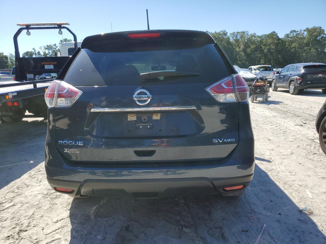 2015 NISSAN ROGUE
