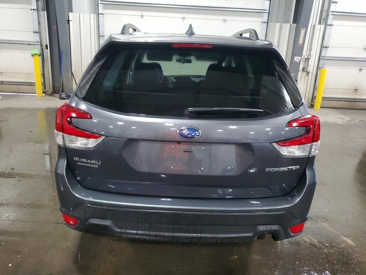 2021 SUBARU FORESTER