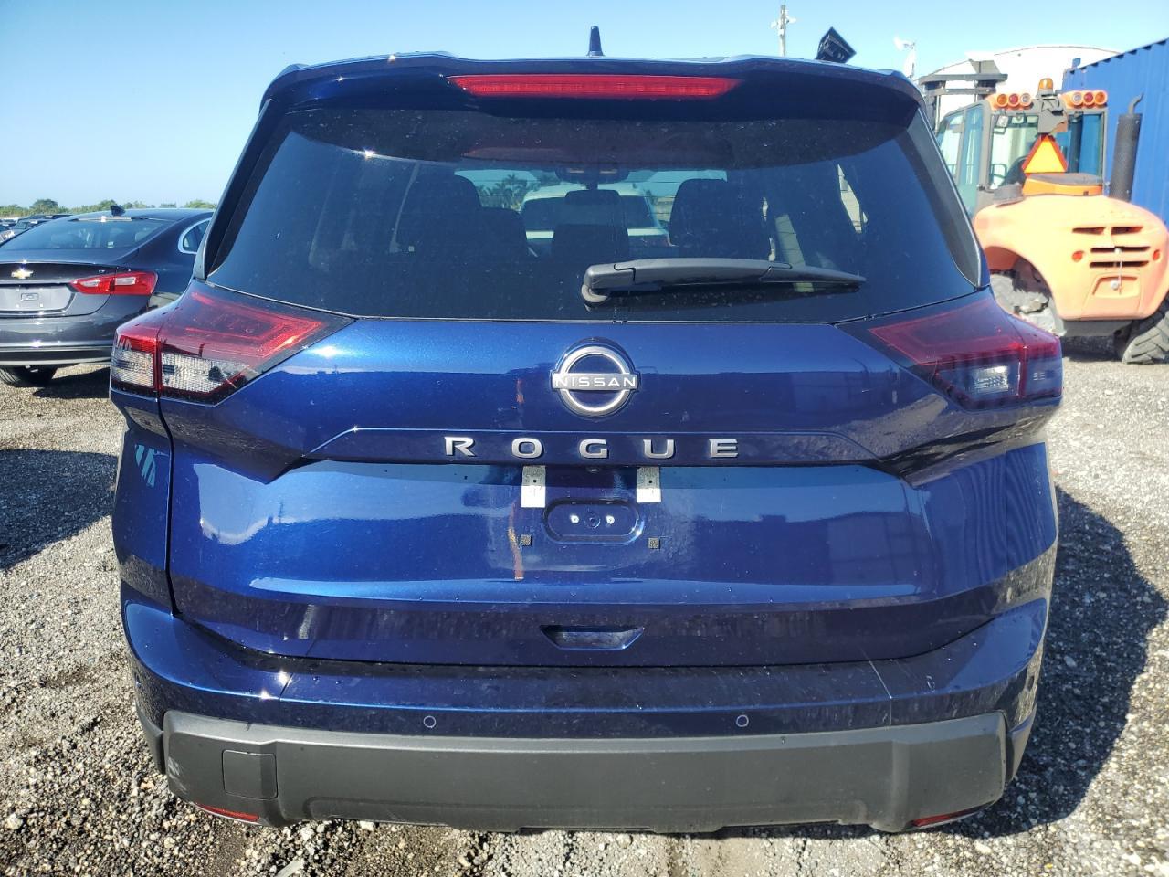 2025 NISSAN ROGUE