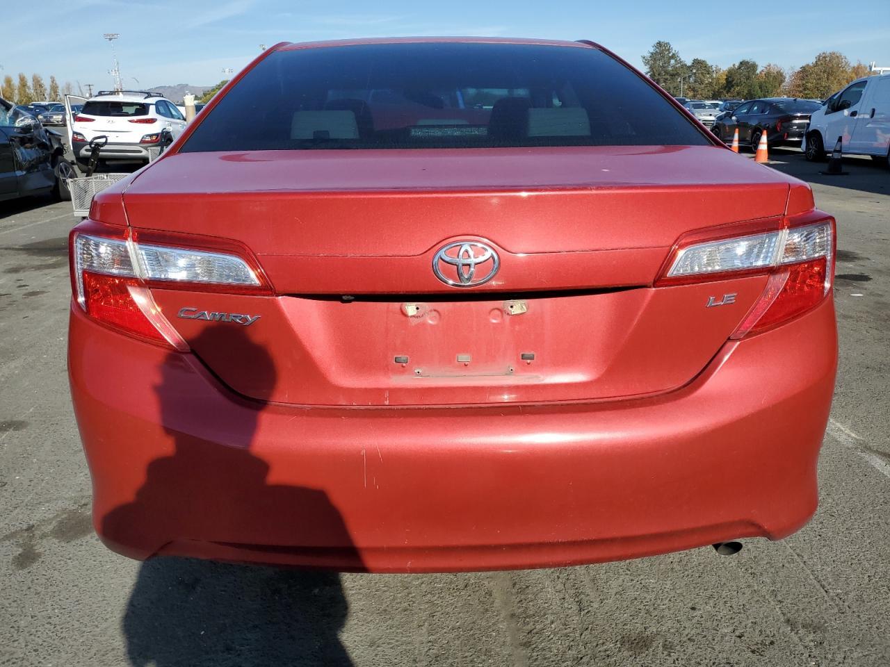 2014 TOYOTA CAMRY