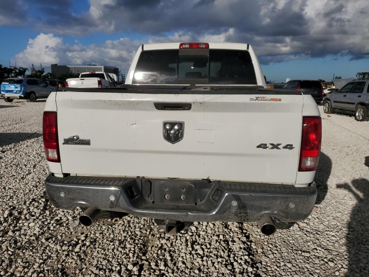 2016 RAM 1500