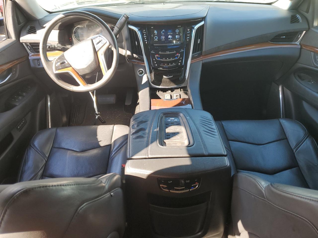 2017 CADILLAC ESCALADE