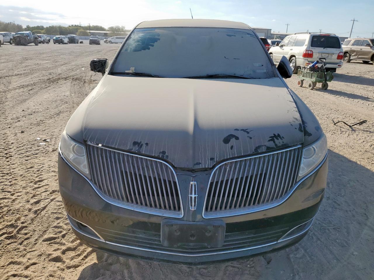 2015 LINCOLN MKT