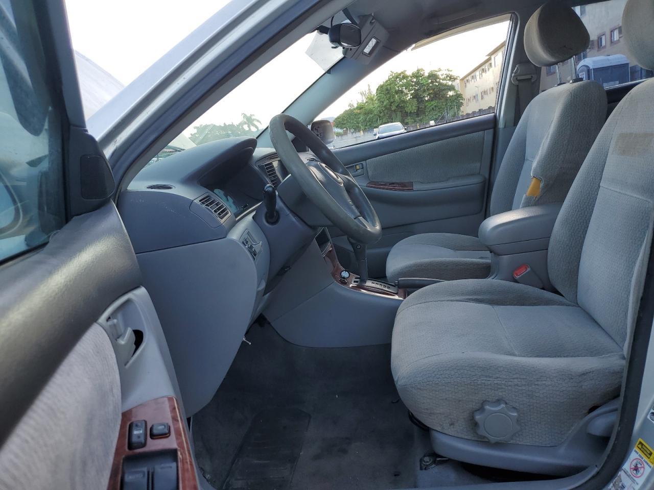 2004 TOYOTA COROLLA