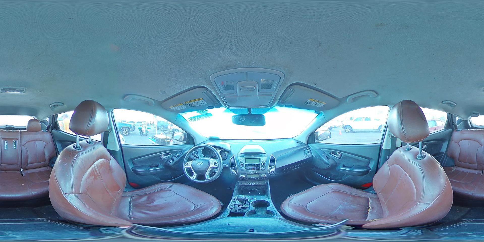 2012 HYUNDAI TUCSON