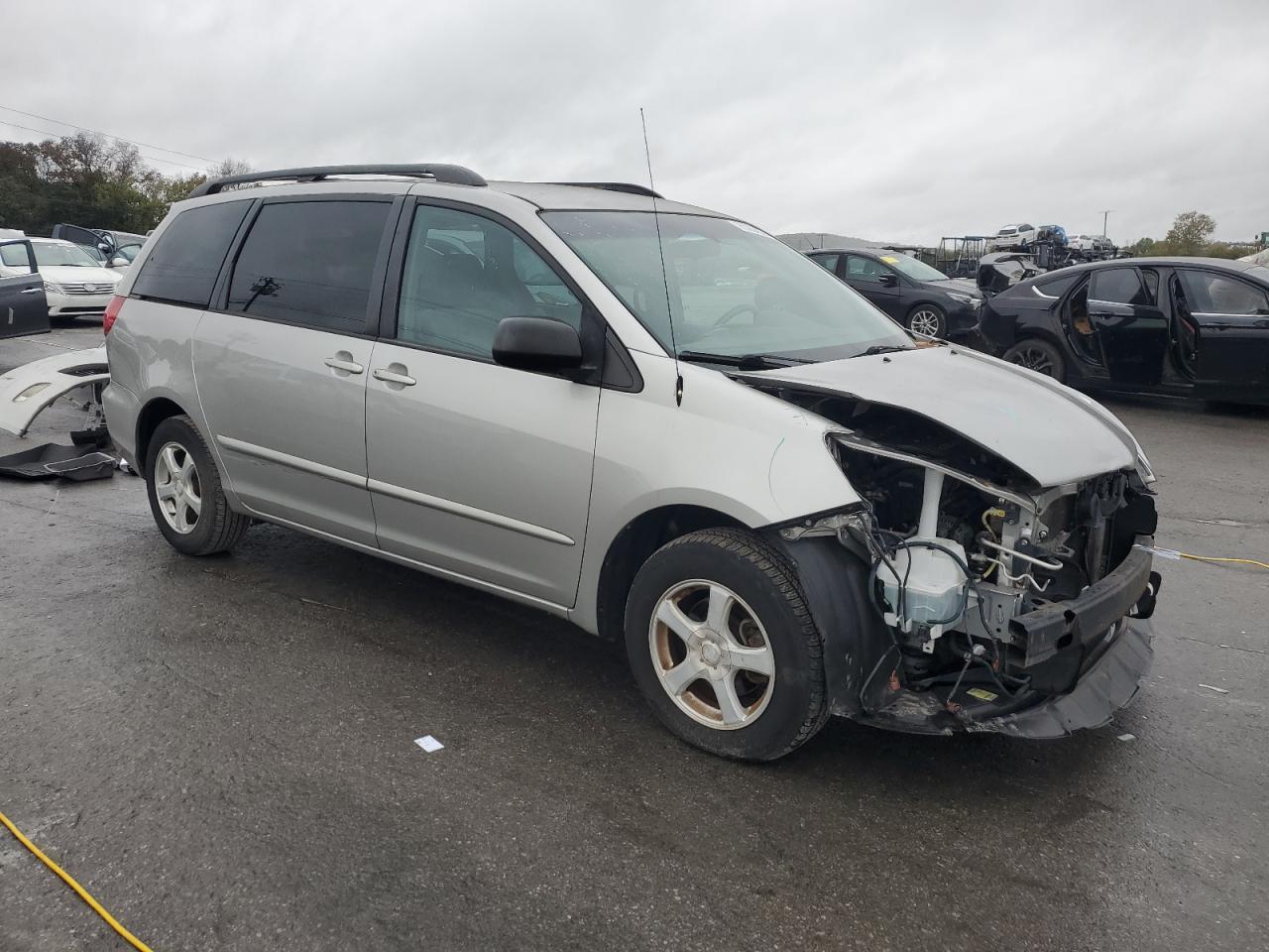 2006 TOYOTA SIENNA