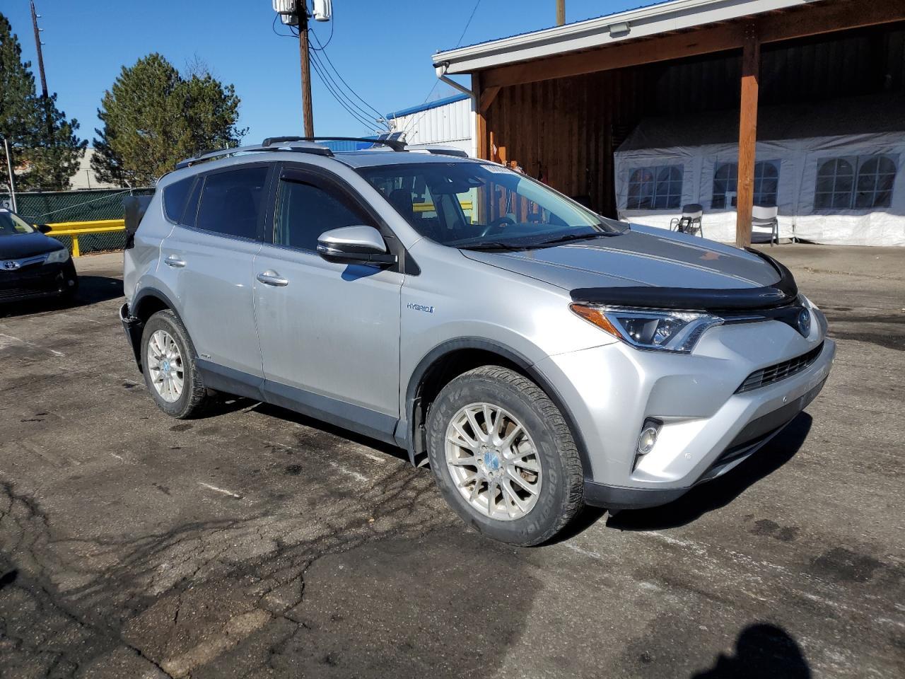 2016 TOYOTA RAV4