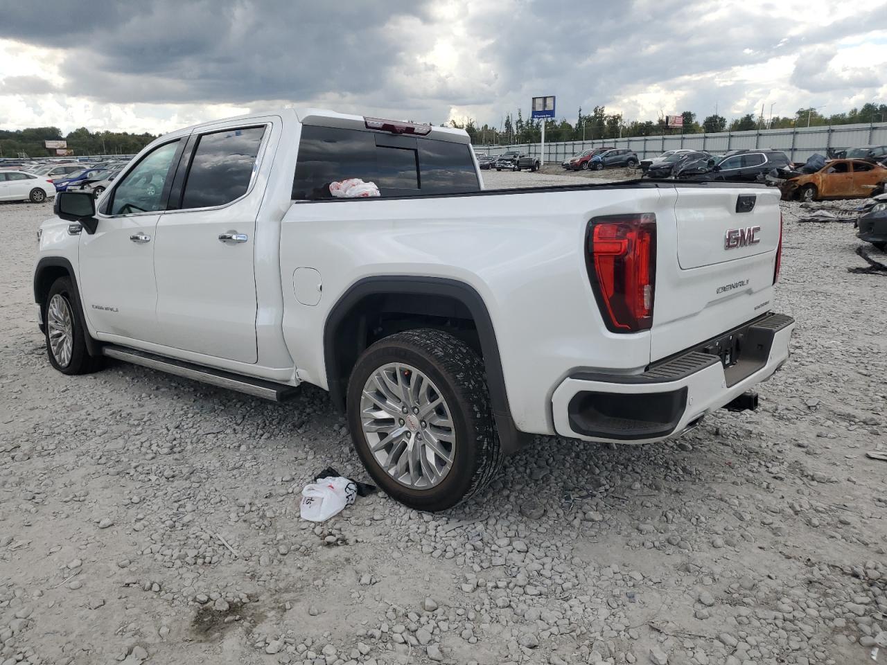 2025 GMC Sierra