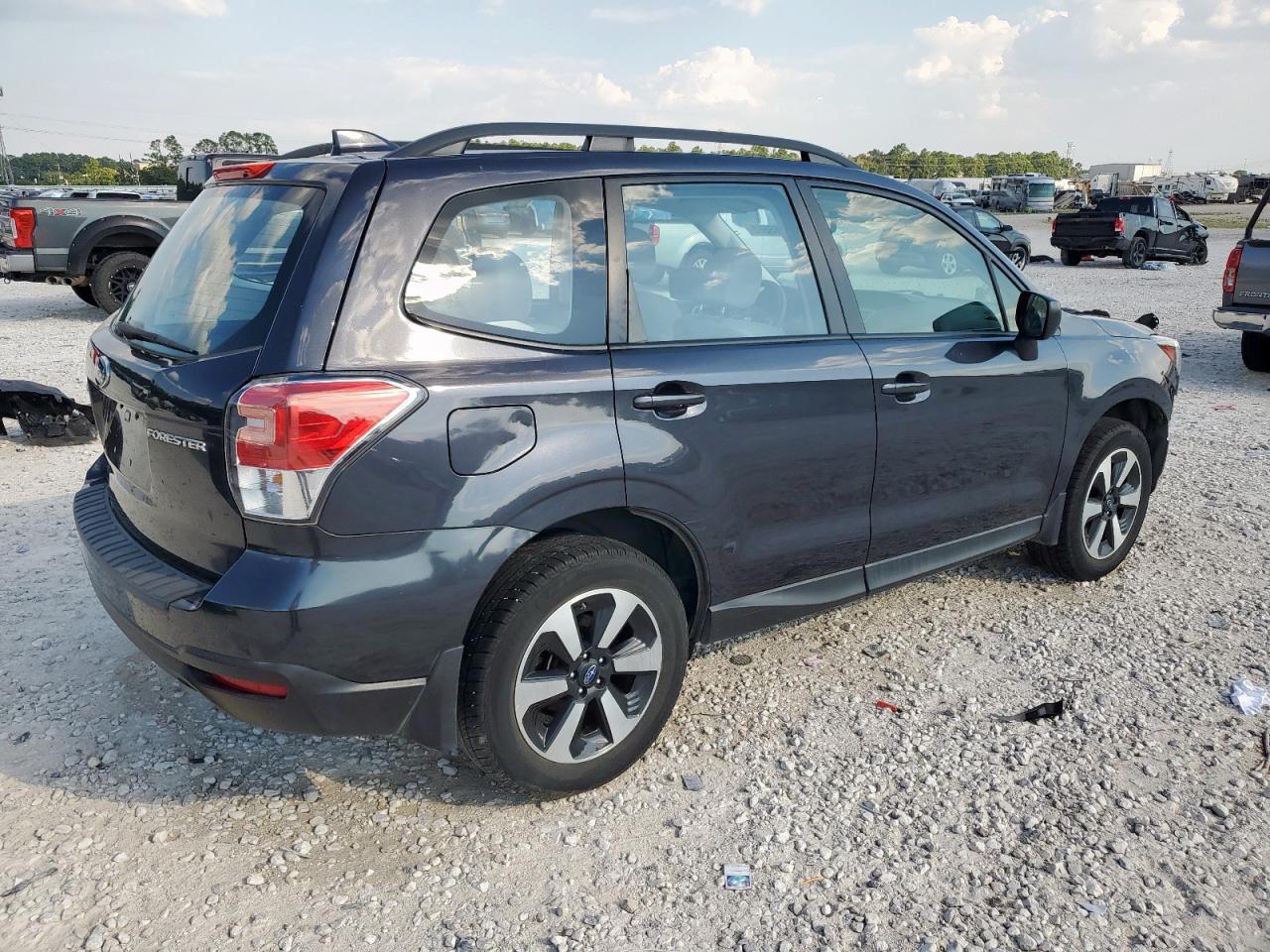 2018 SUBARU FORESTER