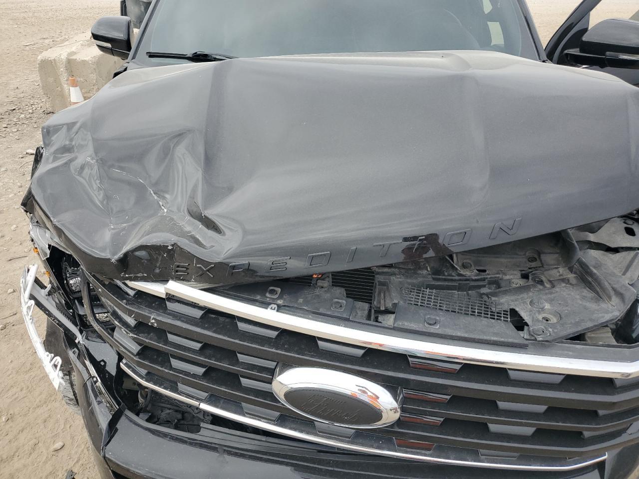 2021 FORD Expedition