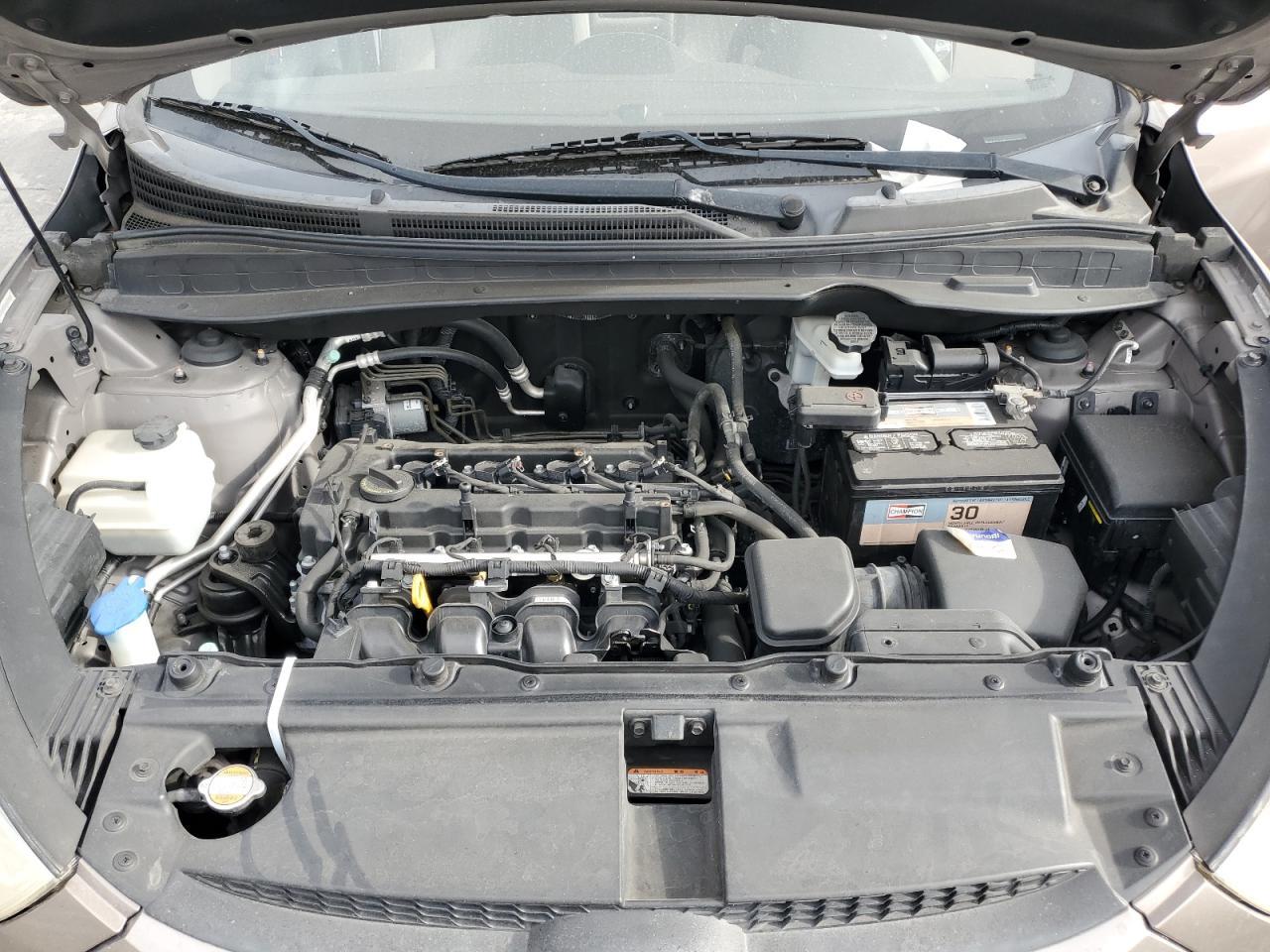 2011 HYUNDAI TUCSON
