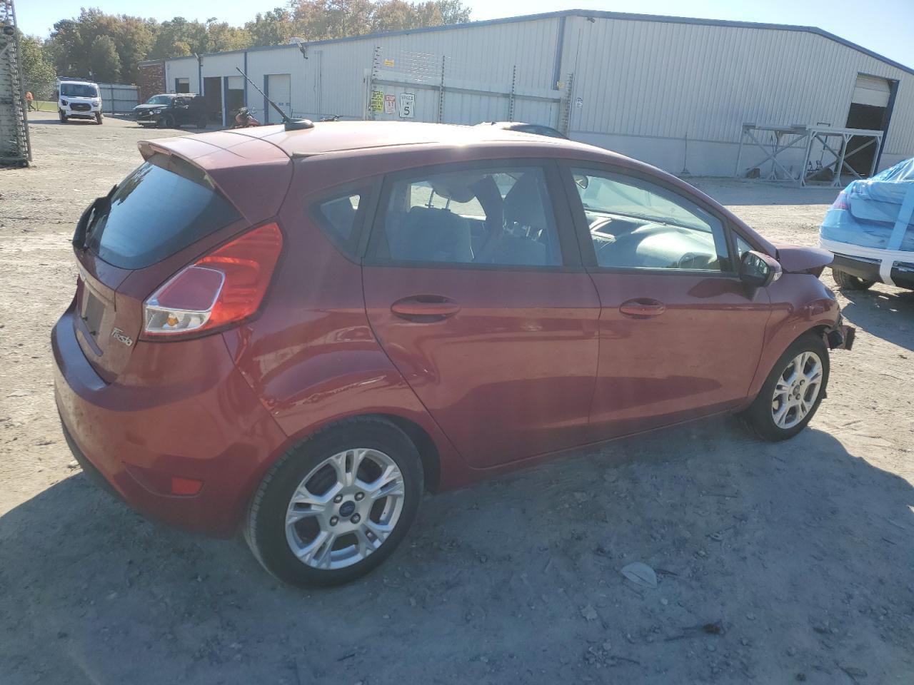 2014 FORD Fiesta