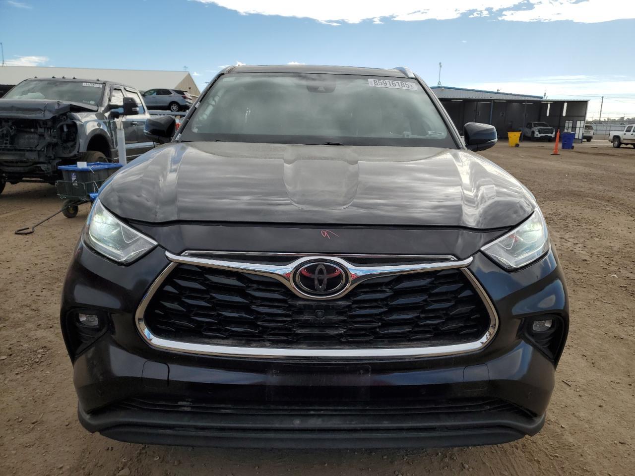 2020 TOYOTA HIGHLANDER