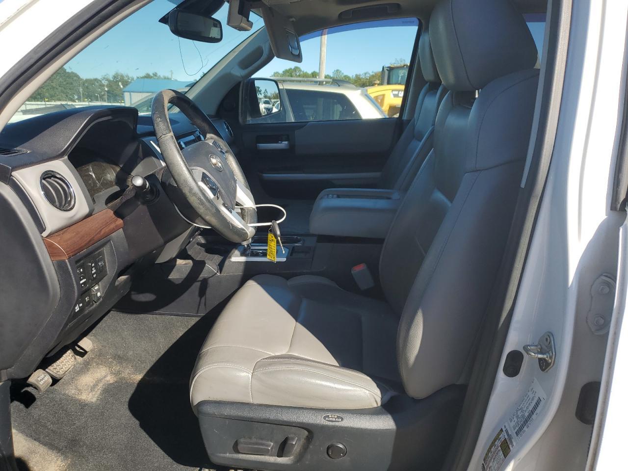 2018 TOYOTA TUNDRA