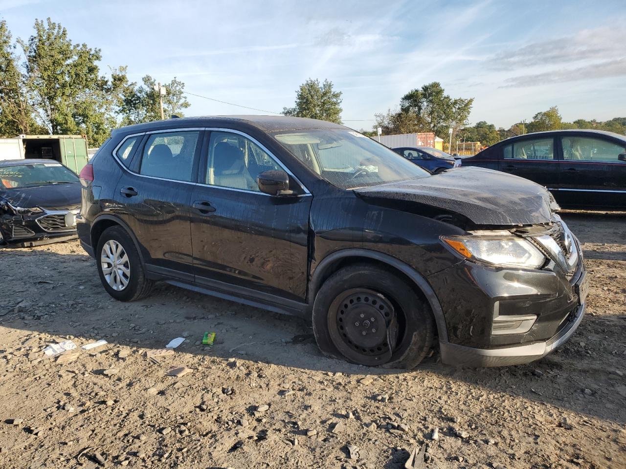 2017 NISSAN ROGUE