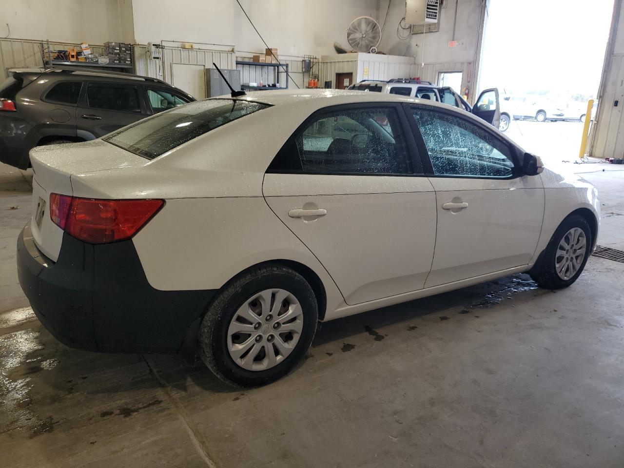 2013 KIA FORTE