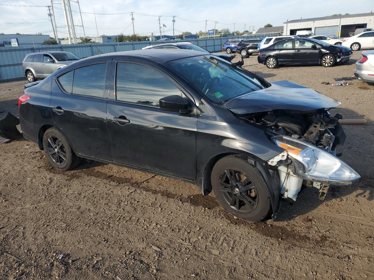 2019 NISSAN VERSA
