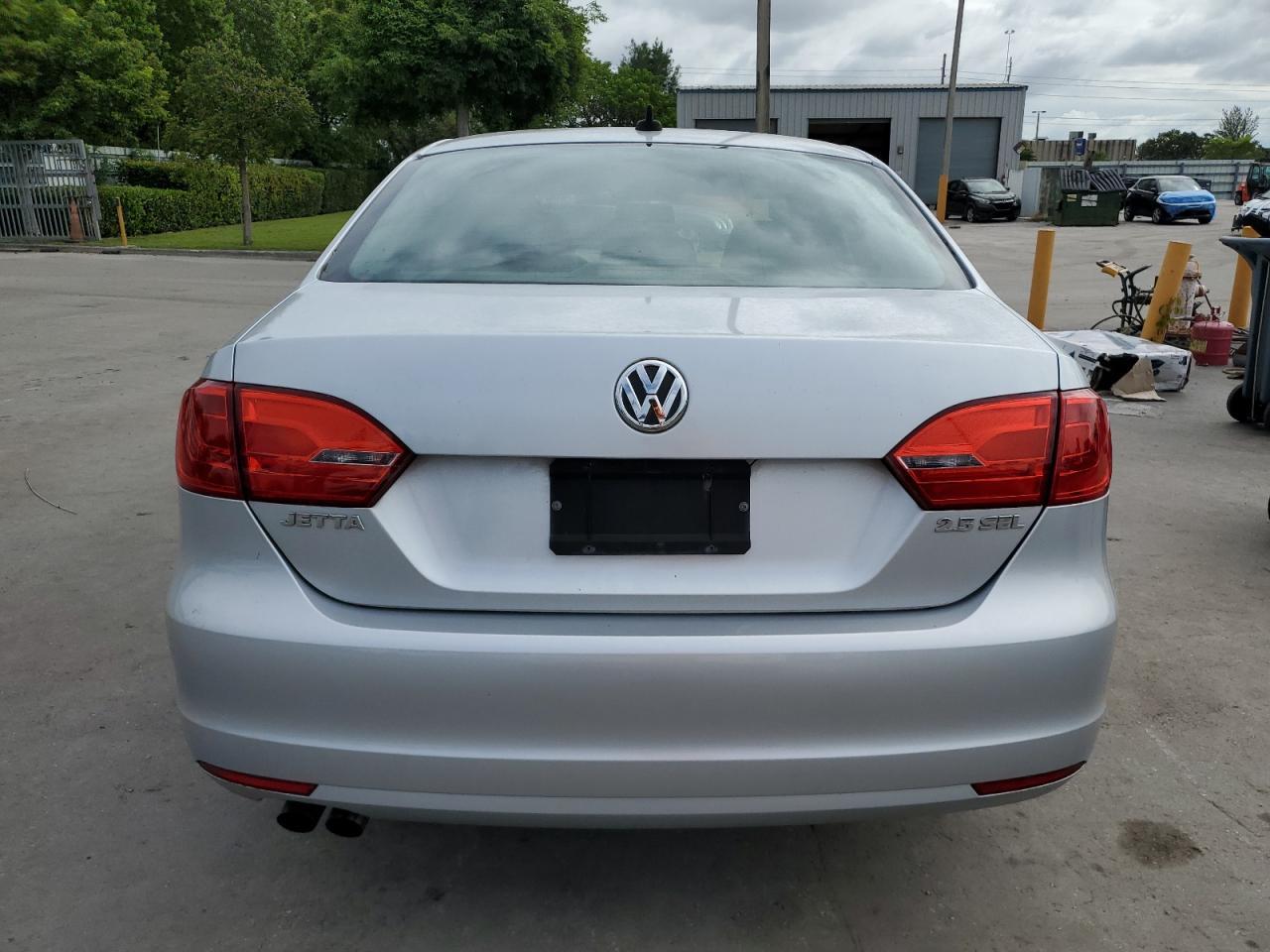 2012 VOLKSWAGEN JETTA