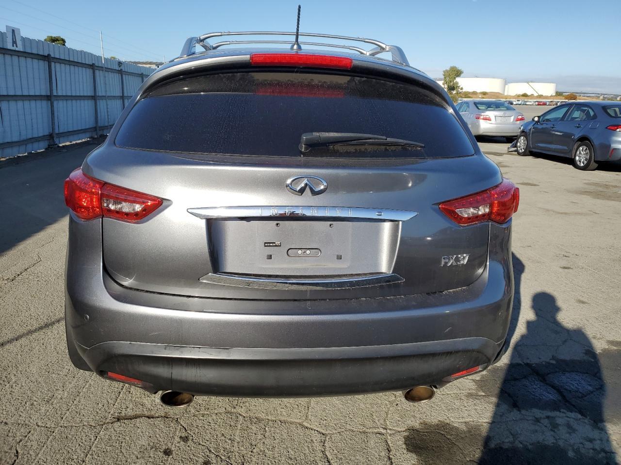 2013 INFINITI FX37