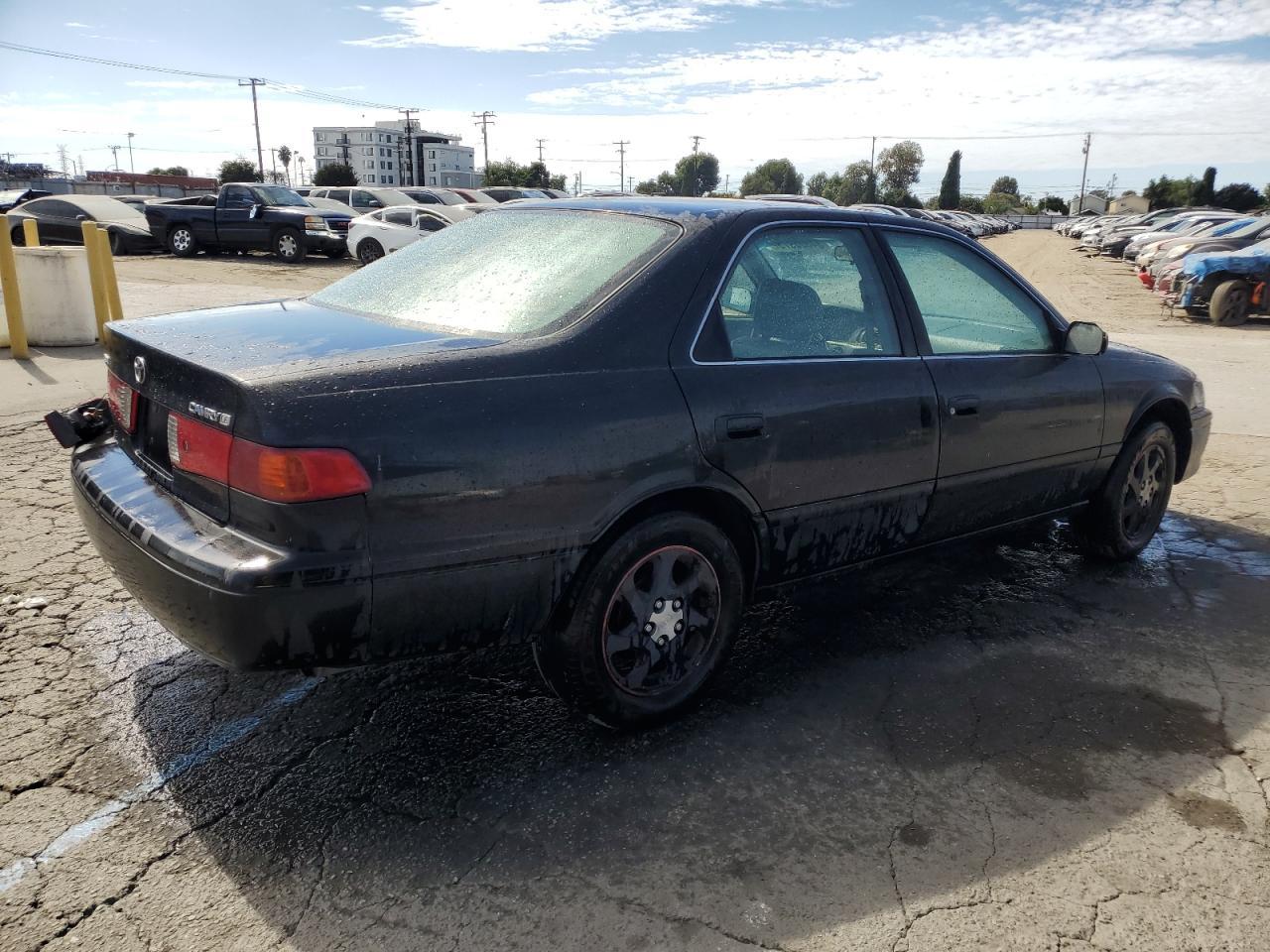 2000 TOYOTA CAMRY