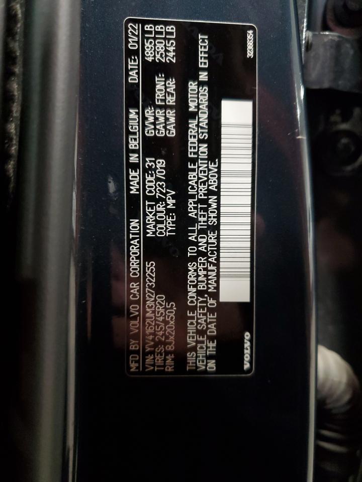 2022 VOLVO XC40