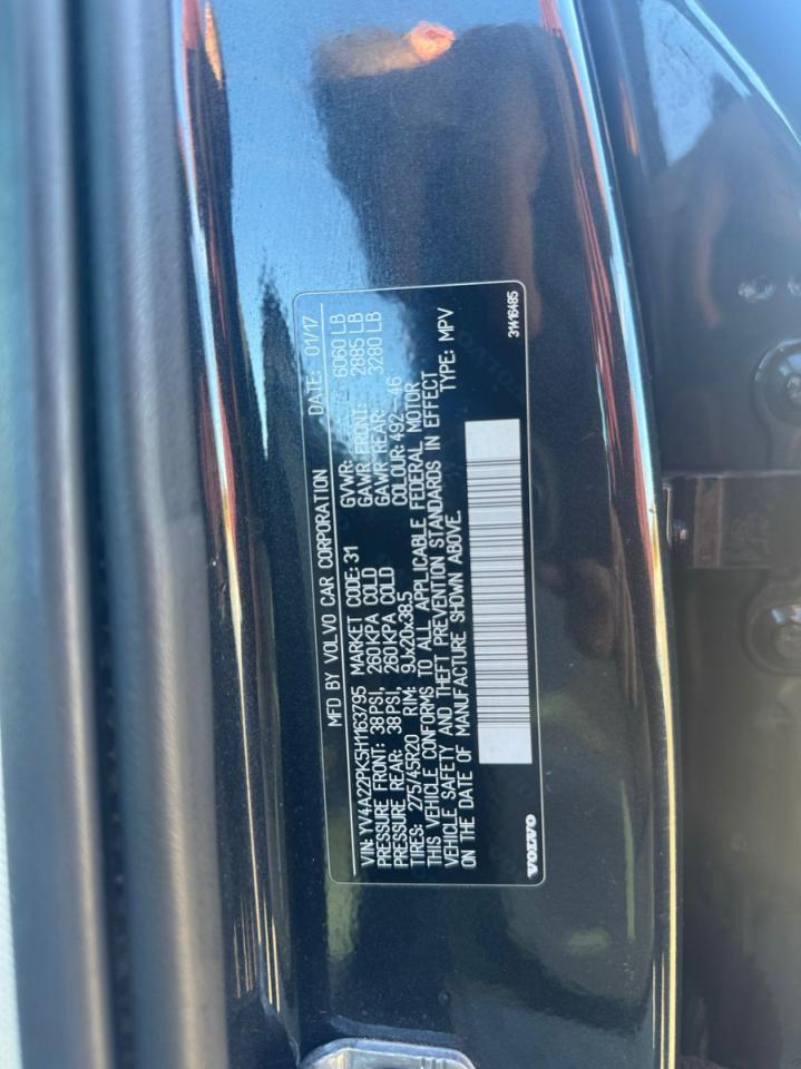 2017 VOLVO XC90