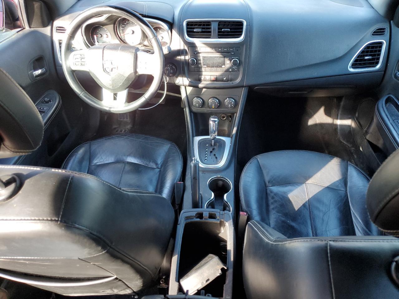 2014 DODGE Avenger