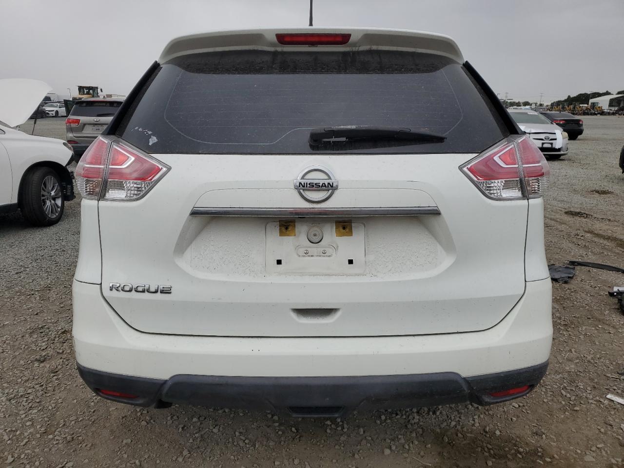 2015 NISSAN ROGUE