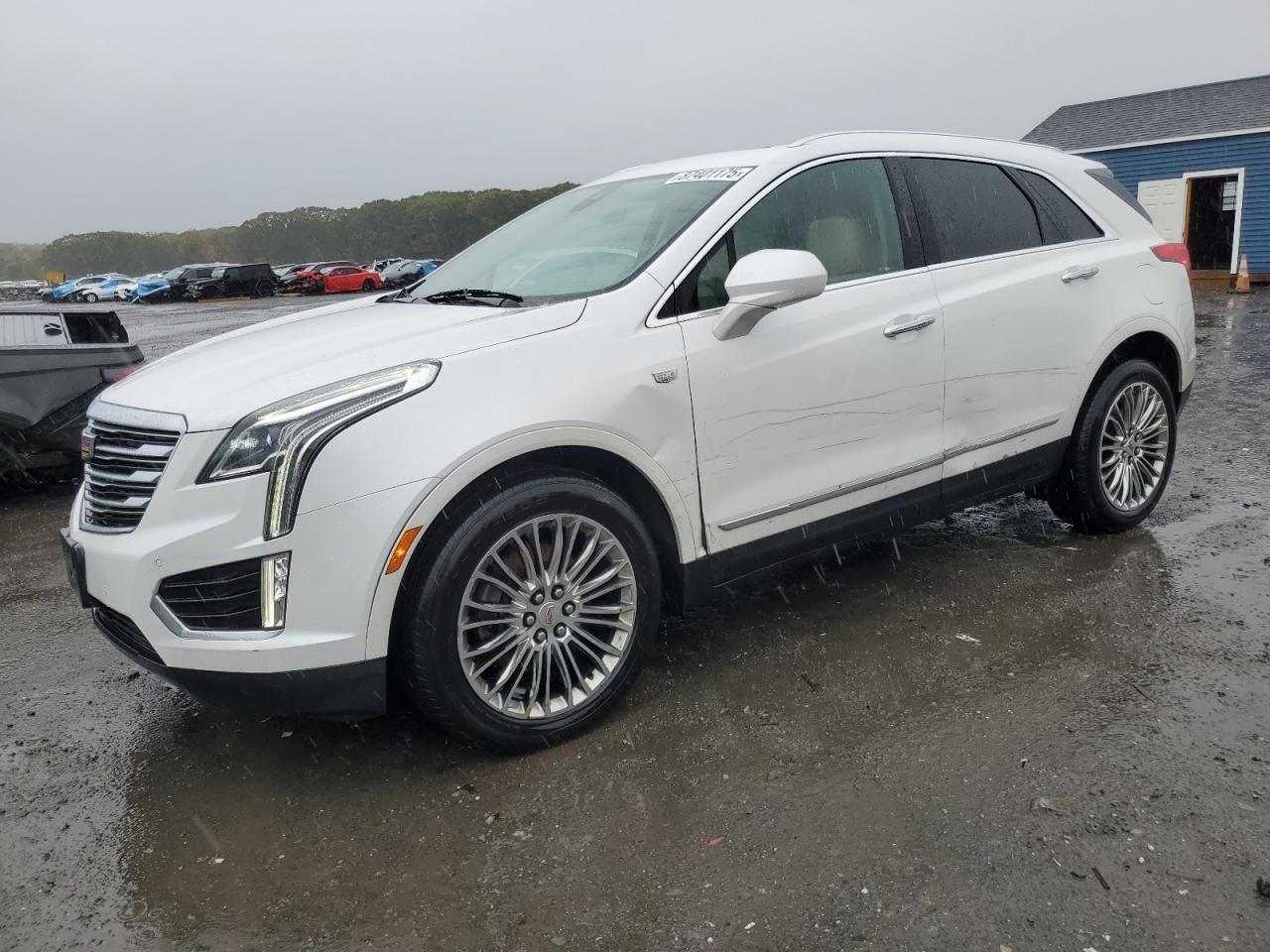 2017 CADILLAC XT5