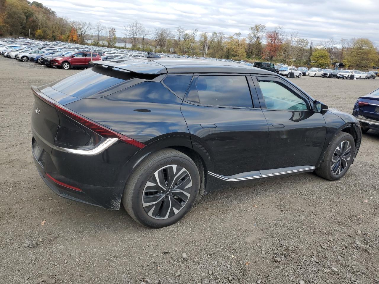 2024 KIA EV6