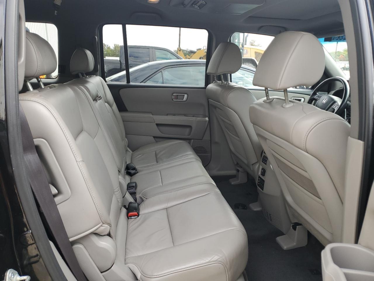 2011 HONDA PILOT