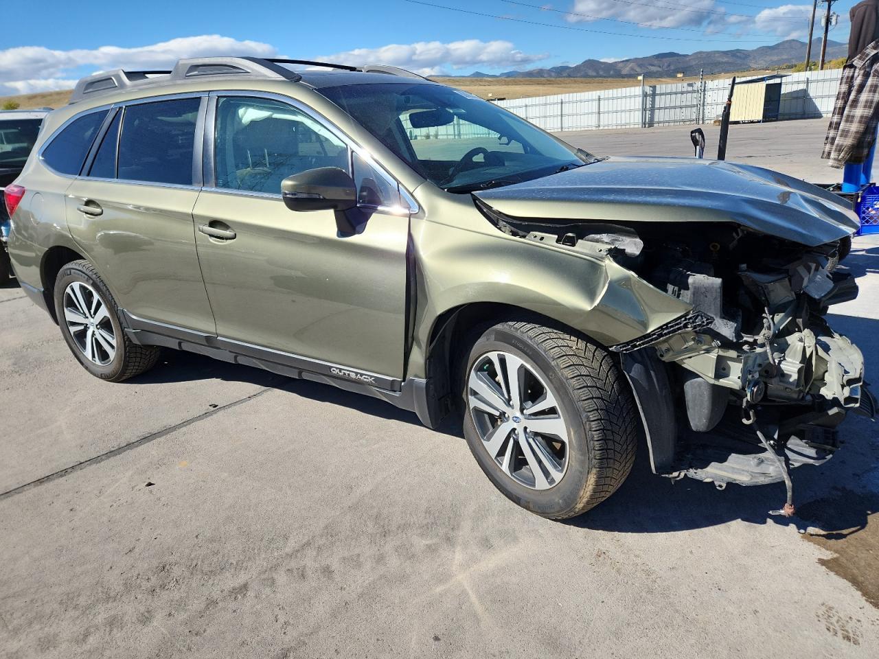 2019 SUBARU Outback