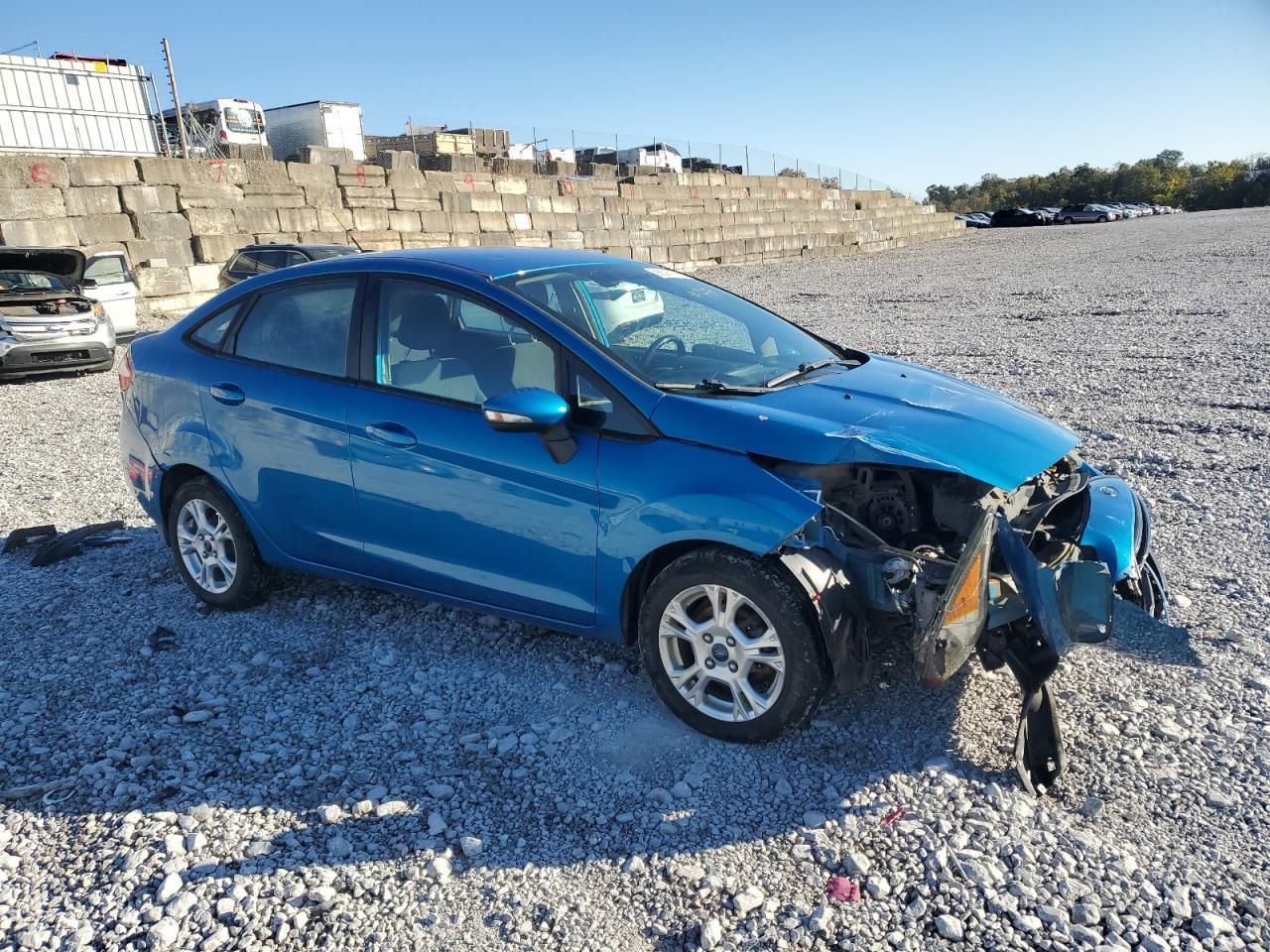 2016 FORD Fiesta