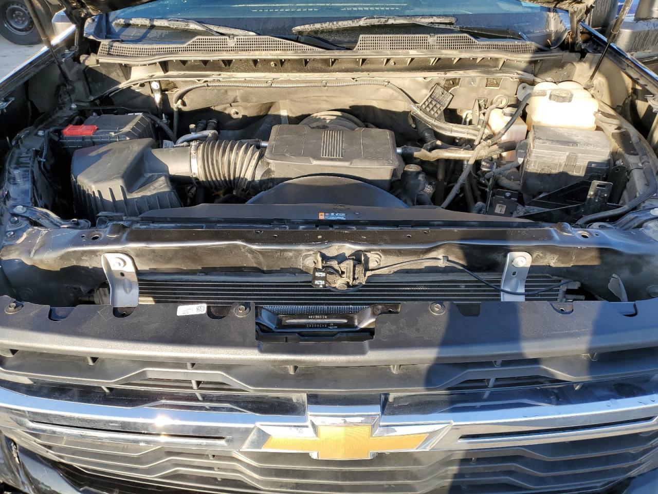 2024 CHEVROLET Silverado