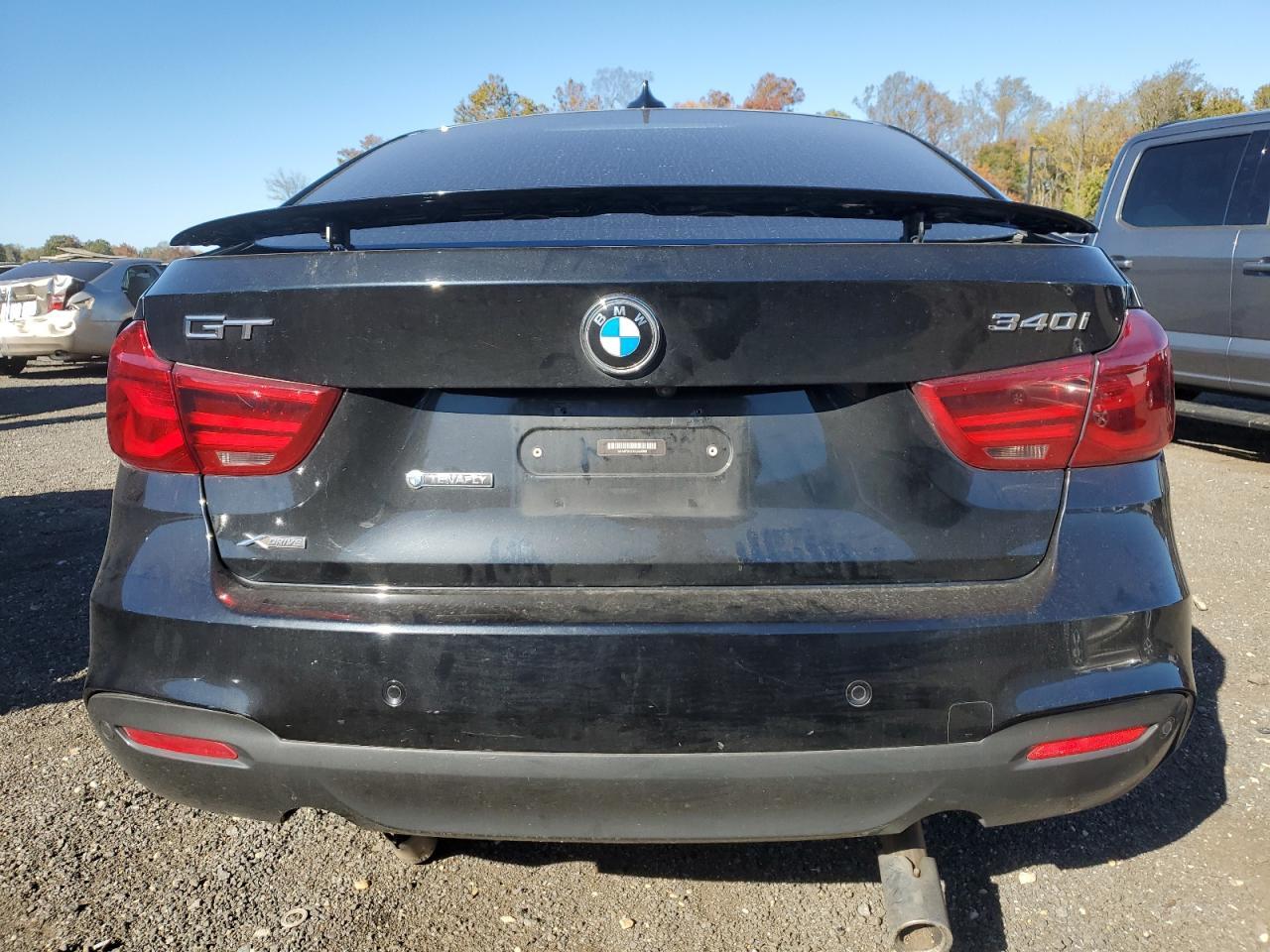 2017 BMW 3 SERIES