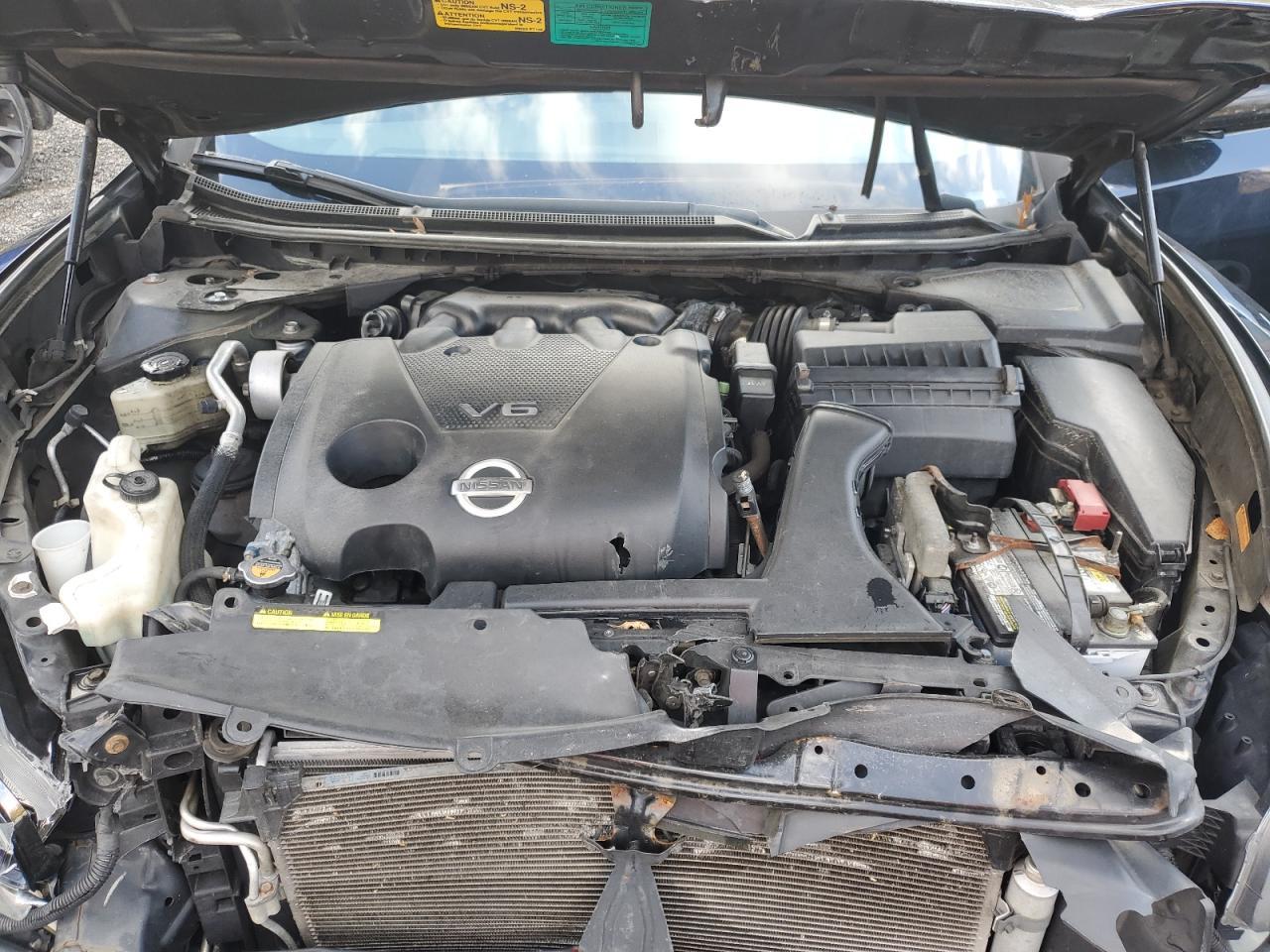 2011 NISSAN Maxima