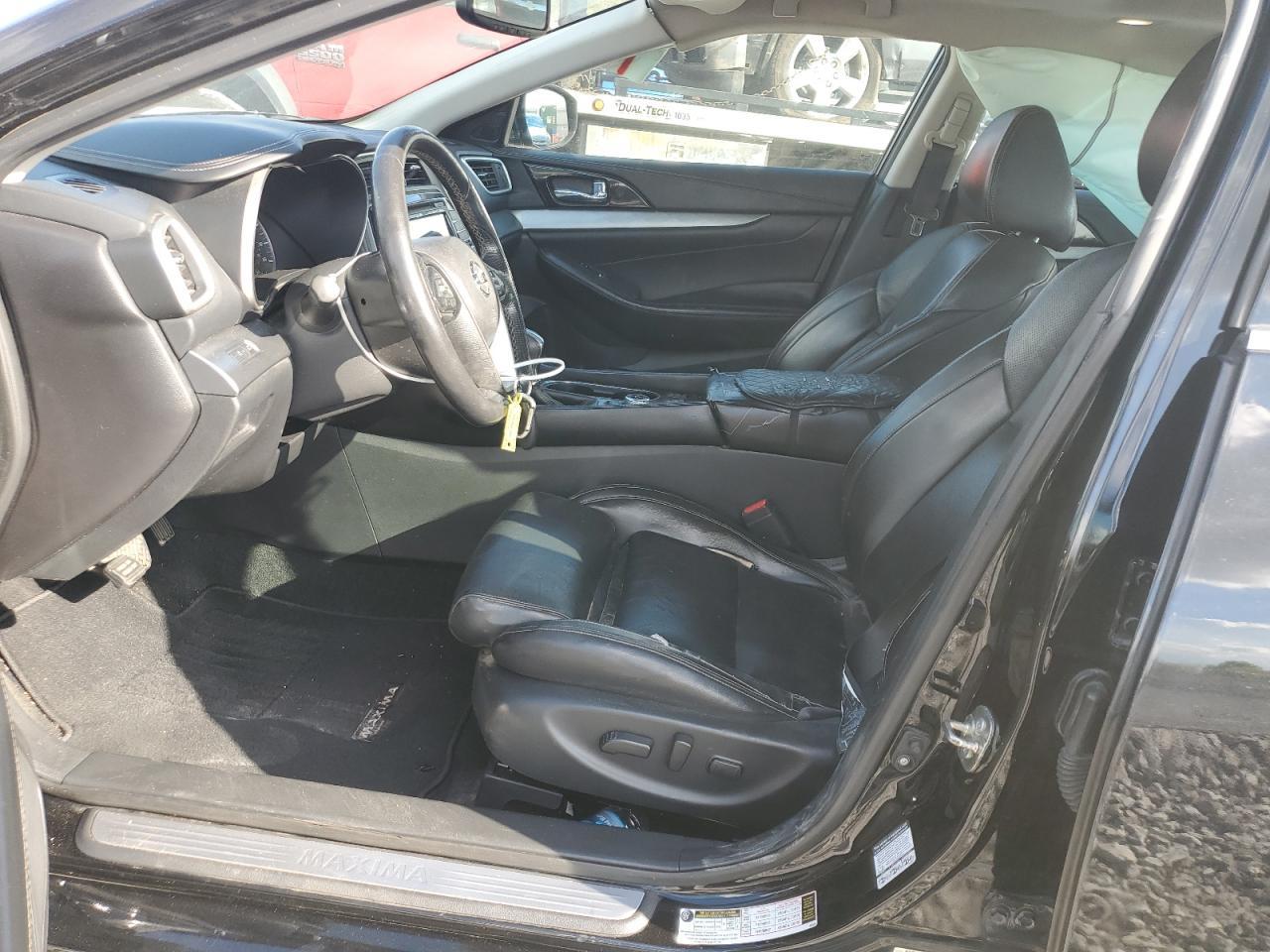 2016 NISSAN Maxima