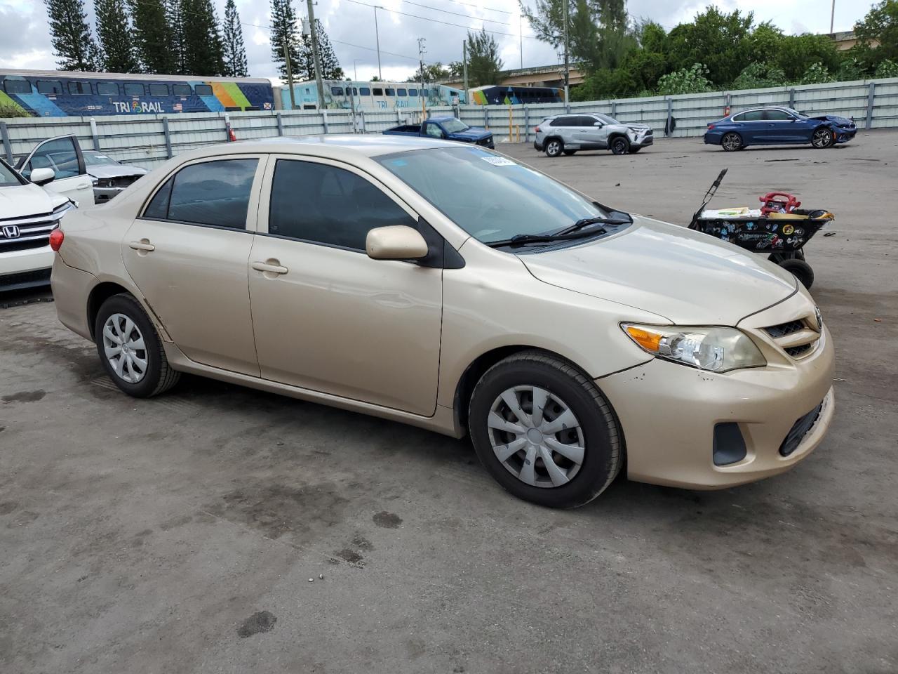2012 TOYOTA COROLLA