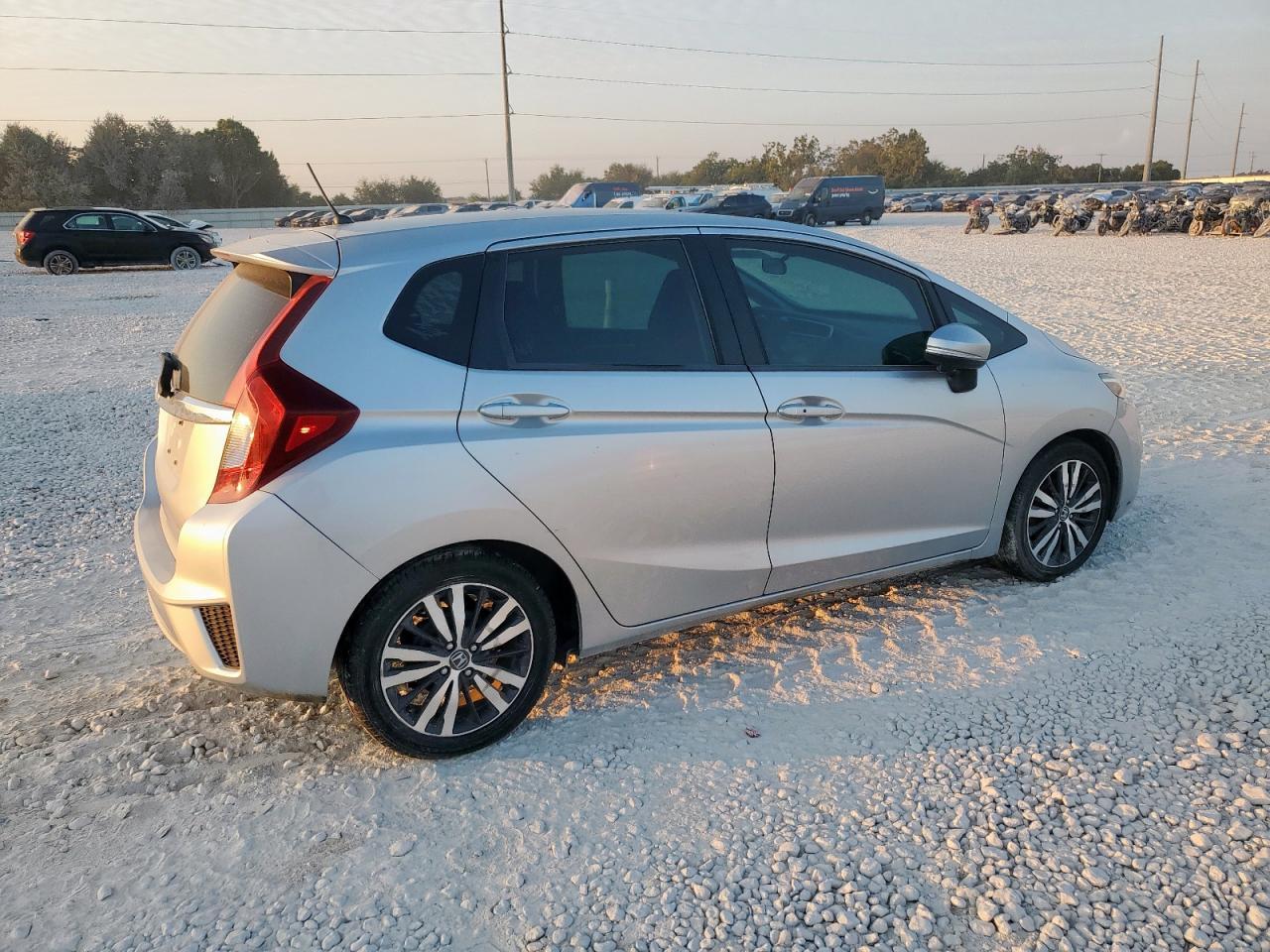 2015 HONDA FIT