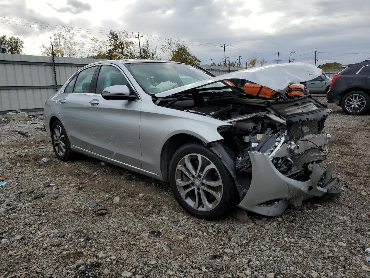 2016 MERCEDES-BENZ C-CLASS