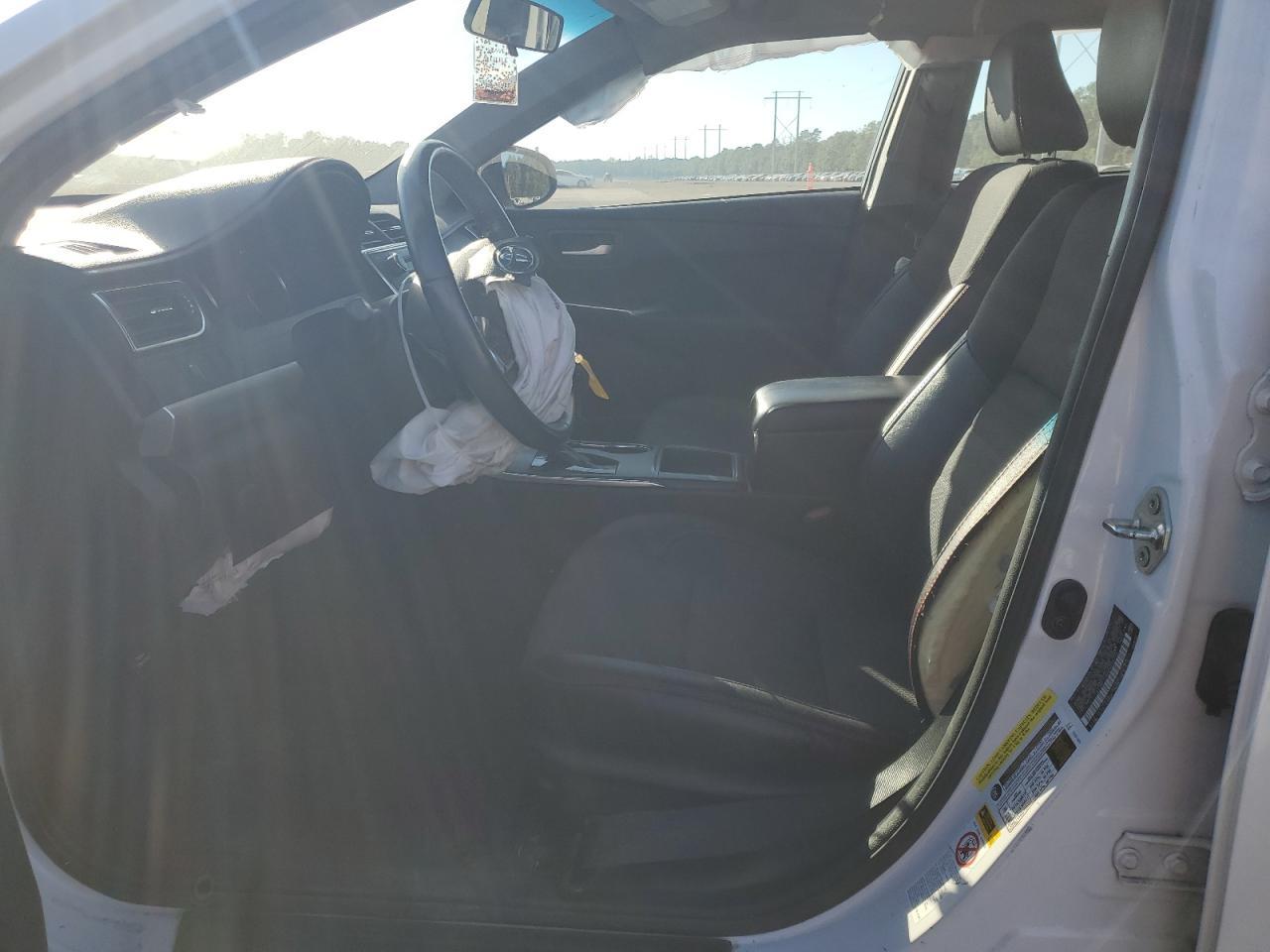 2017 TOYOTA CAMRY
