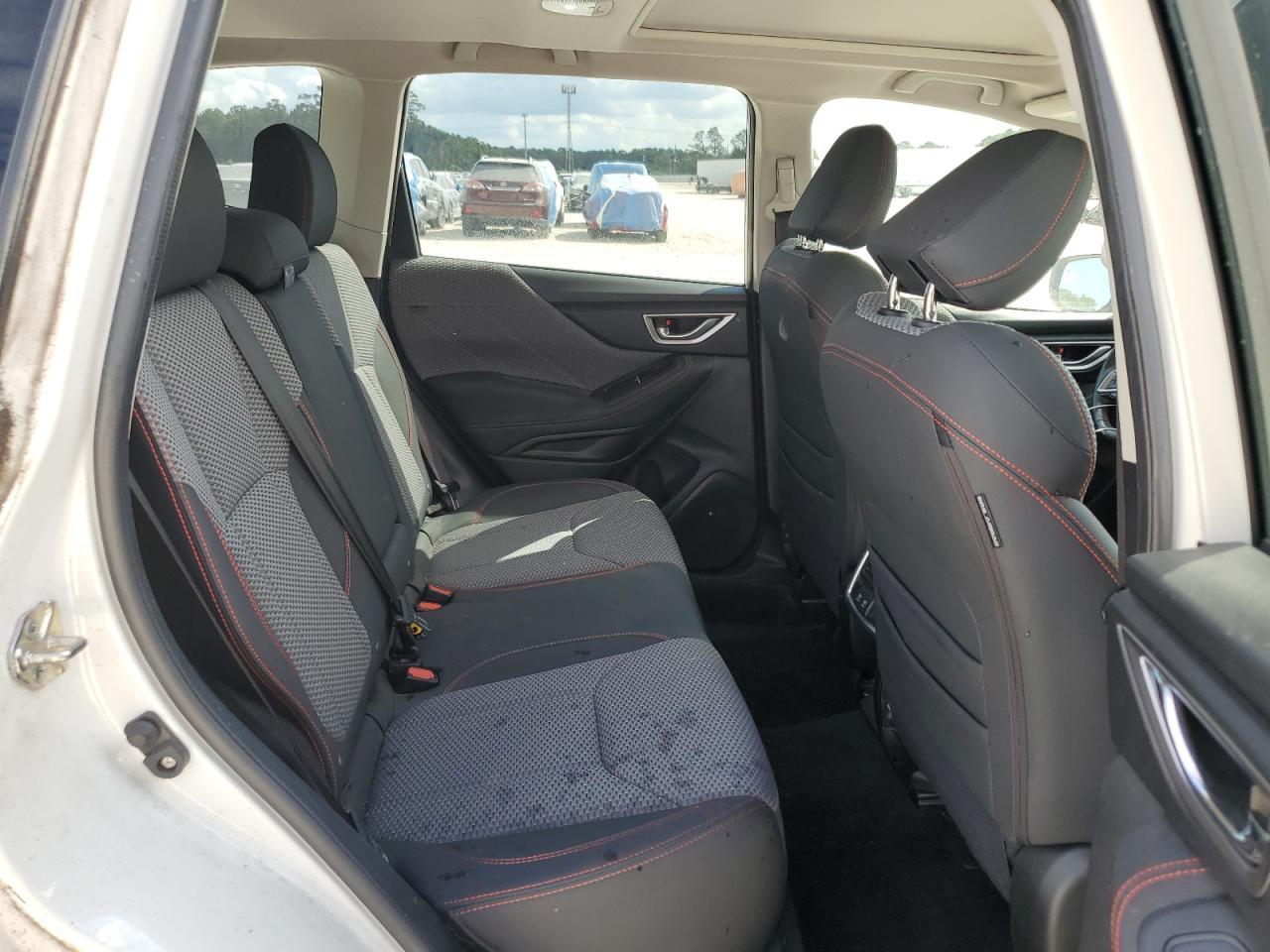 2019 SUBARU FORESTER